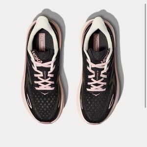 ❌NWOB❌ HOKA - Clifton 9 Obsidian / Quartzite Shoes